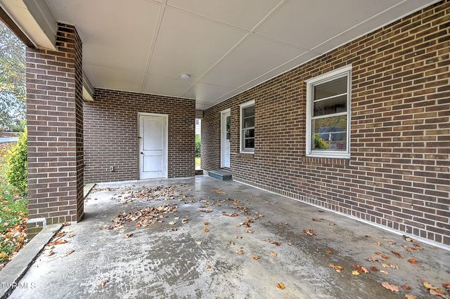 1606 Lester Harris Road, Johnson City, TN 37601