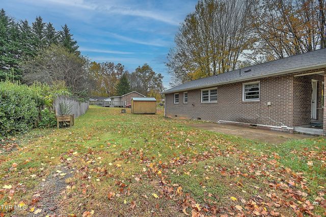 1606 Lester Harris Road, Johnson City, TN 37601