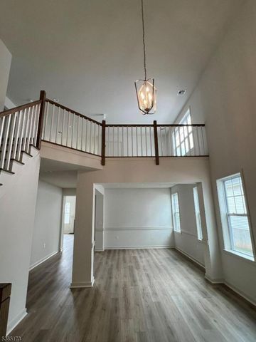 77 Norton Rd, Hillsborough Twp., NJ 08844