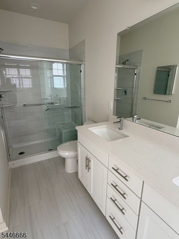 77 Norton Rd, Hillsborough Twp., NJ 08844