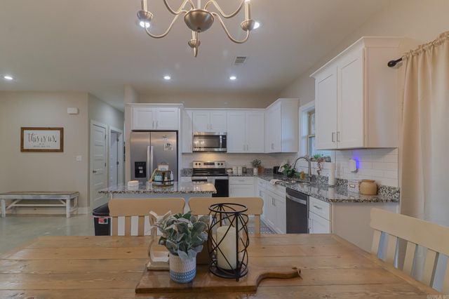 302 Hollis Street, Bono, AR 72416