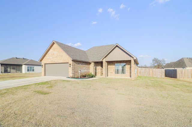 302 Hollis Street, Bono, AR 72416