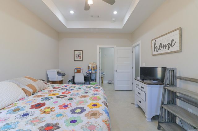 302 Hollis Street, Bono, AR 72416