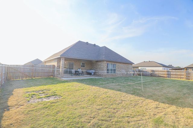 302 Hollis Street, Bono, AR 72416