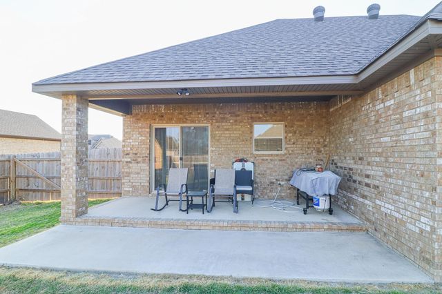 302 Hollis Street, Bono, AR 72416