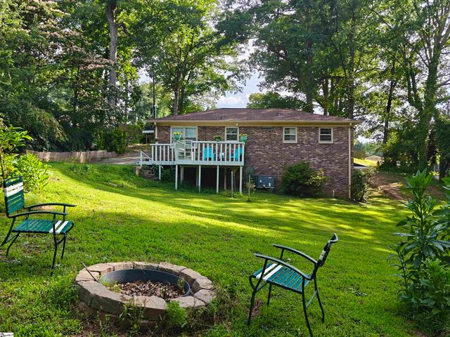 16 Theodore Circle, Greenville, SC 29611