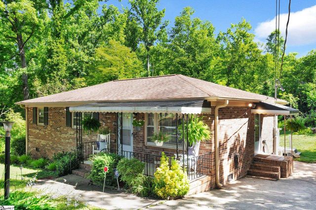 16 Theodore Circle, Greenville, SC 29611