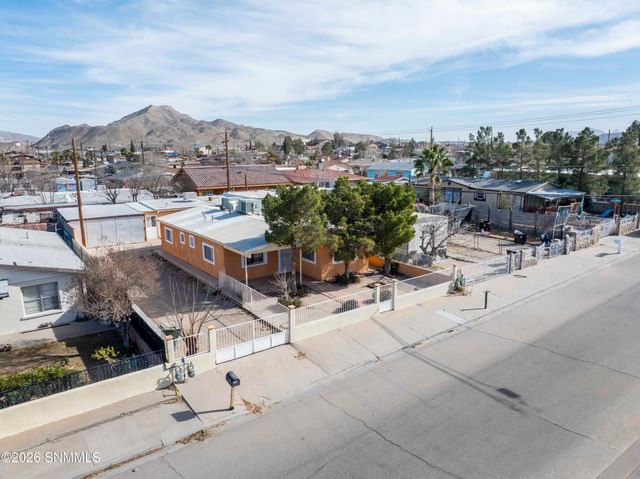 129 Encino Drive, Sunland Park, NM 88063