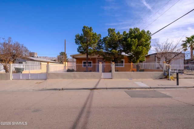 129 Encino Drive, Sunland Park, NM 88063