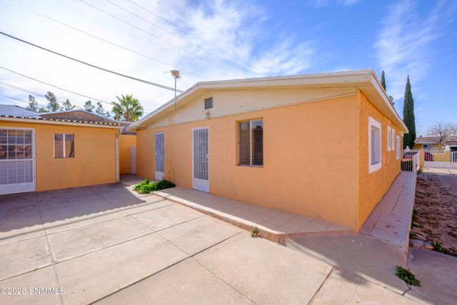 129 Encino Drive, Sunland Park, NM 88063