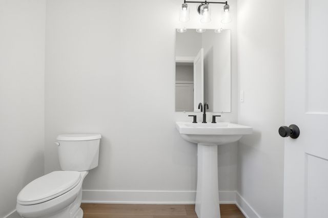 2810 Old Oak Drive, Valparaiso, IN 46385