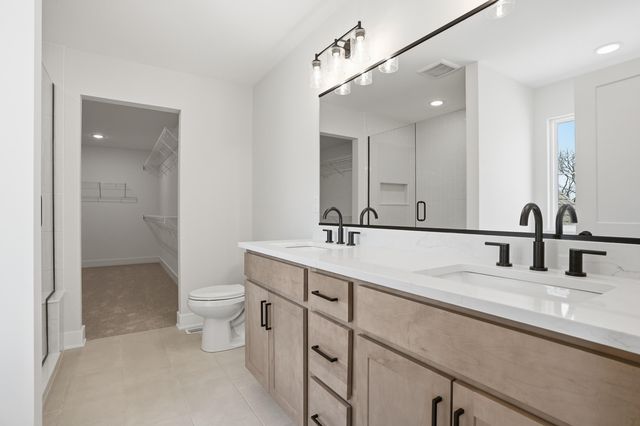2810 Old Oak Drive, Valparaiso, IN 46385