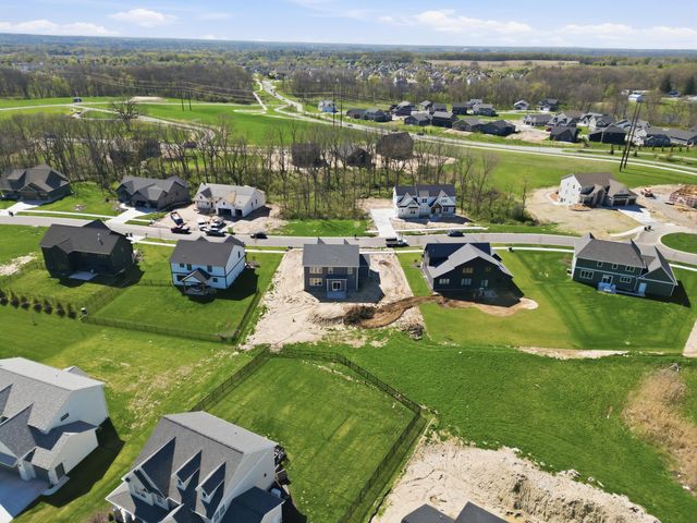 2810 Old Oak Drive, Valparaiso, IN 46385