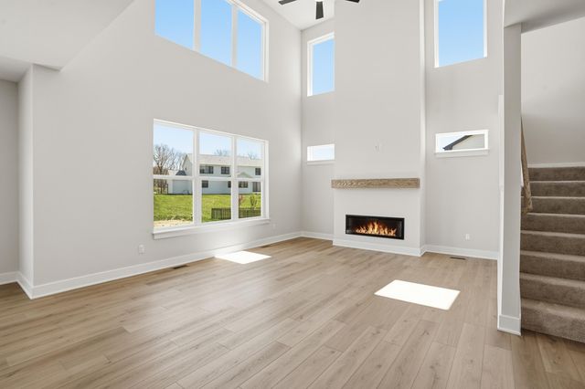 2810 Old Oak Drive, Valparaiso, IN 46385