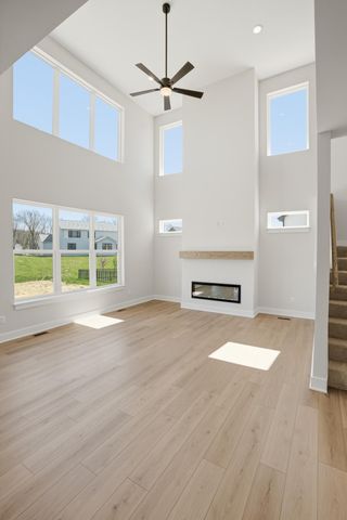 2810 Old Oak Drive, Valparaiso, IN 46385