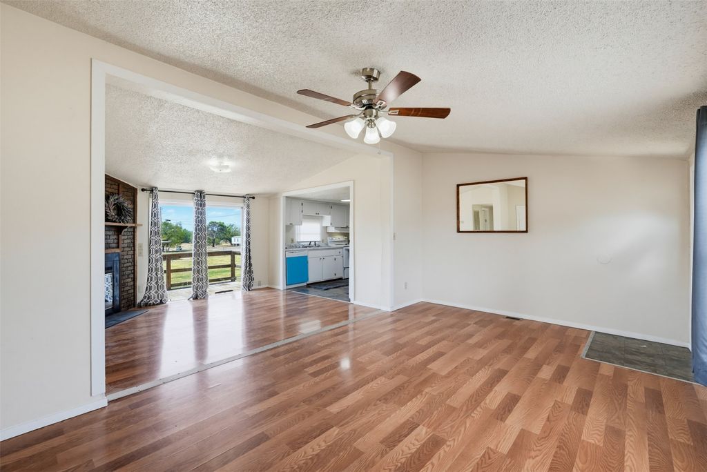 7205 Walden Drive, Joshua, TX 76058 — photo 5