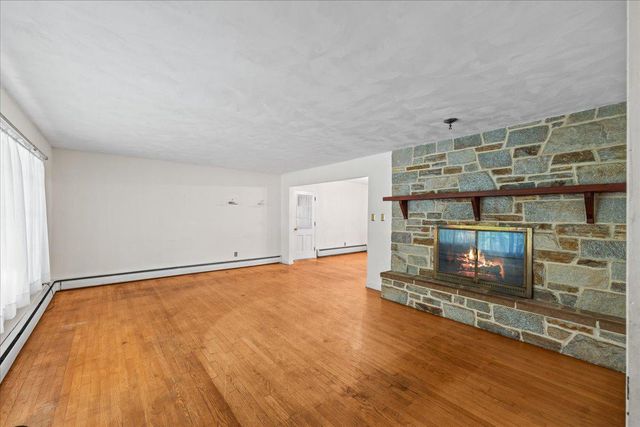 1117 WHITEHALL DR, Harrisburg, PA 17110