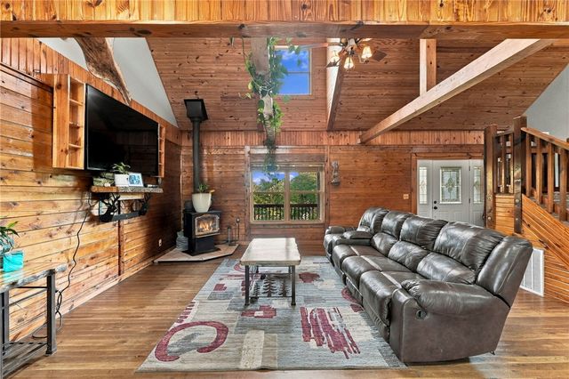 12913 Moore Lane, Gravette, AR 72736