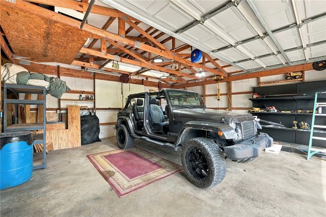 12913 Moore Lane, Gravette, AR 72736