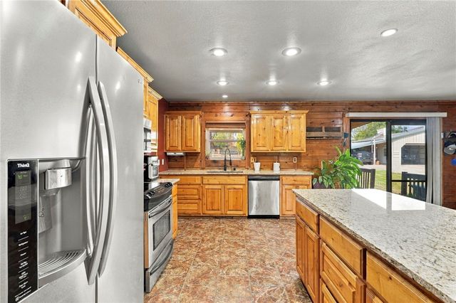12913 Moore Lane, Gravette, AR 72736