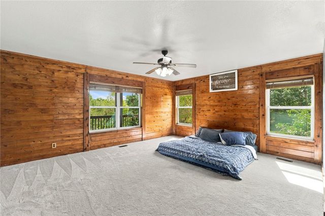 12913 Moore Lane, Gravette, AR 72736