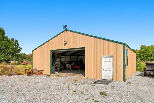 12913 Moore Lane, Gravette, AR 72736