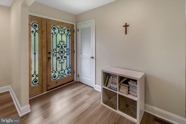 10 SMITHFIELD AVE, Lawrence Township, NJ 08648