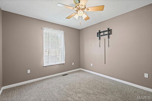 1914 McKinley Range, Festus, MO 63028