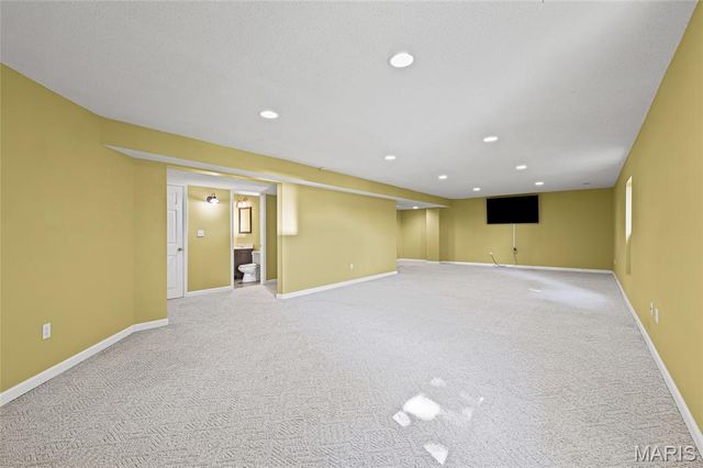 1914 McKinley Range, Festus, MO 63028