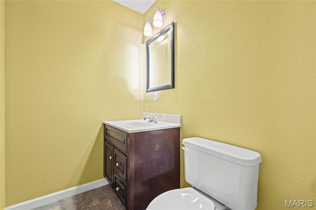 1914 McKinley Range, Festus, MO 63028
