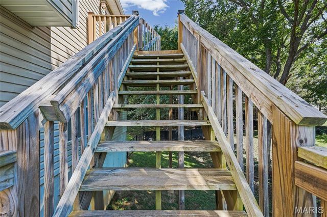1914 McKinley Range, Festus, MO 63028