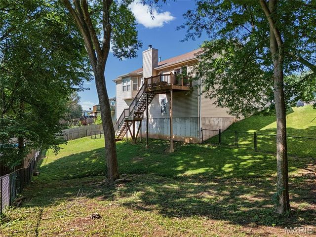 1914 McKinley Range, Festus, MO 63028