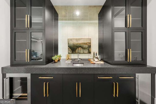 5211 Powers Ferry Road, Sandy Springs, GA 30327