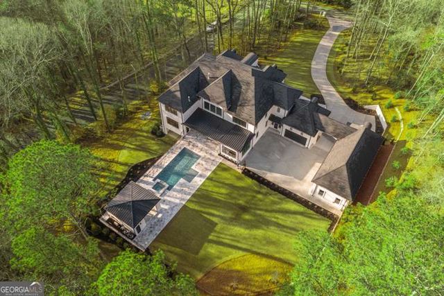 5211 Powers Ferry Road, Sandy Springs, GA 30327