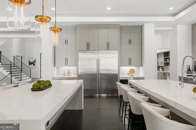 5211 Powers Ferry Road, Sandy Springs, GA 30327