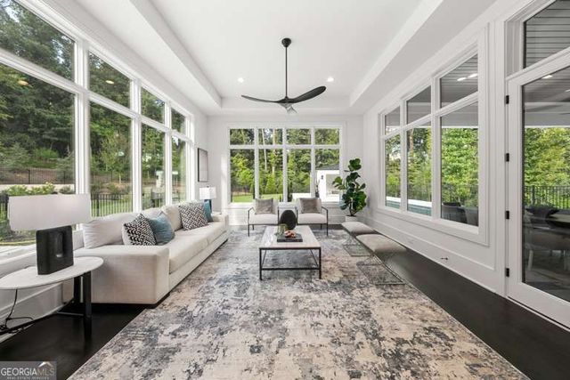 5211 Powers Ferry Road, Sandy Springs, GA 30327