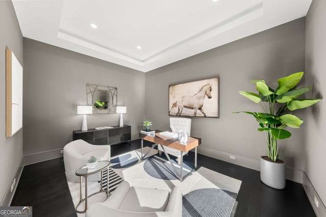 5211 Powers Ferry Road, Sandy Springs, GA 30327