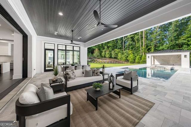 5211 Powers Ferry Road, Sandy Springs, GA 30327