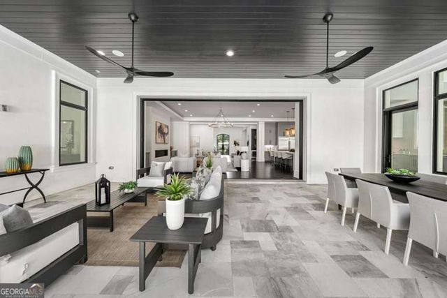 5211 Powers Ferry Road, Sandy Springs, GA 30327