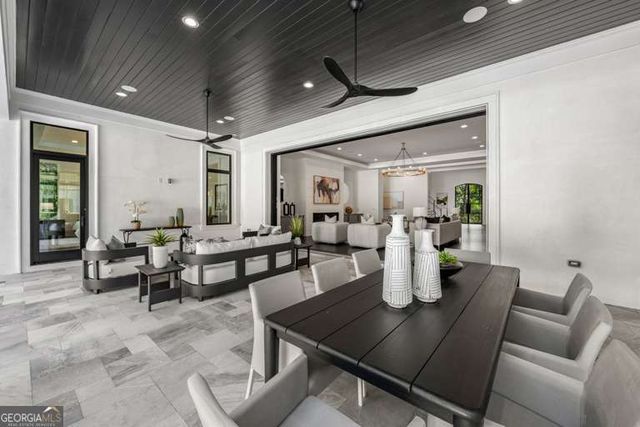 5211 Powers Ferry Road, Sandy Springs, GA 30327