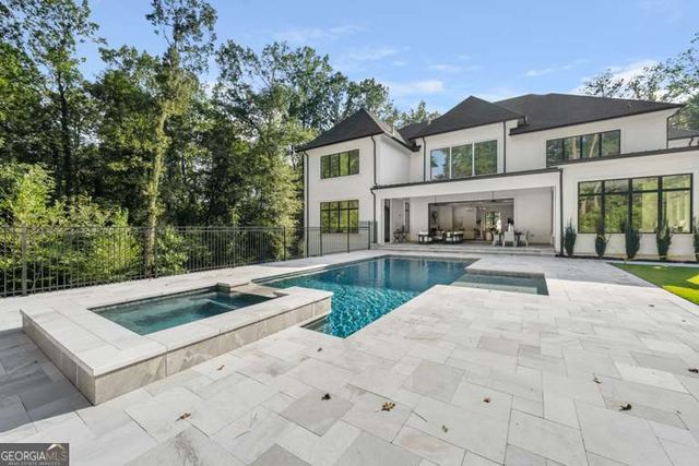 5211 Powers Ferry Road, Sandy Springs, GA 30327