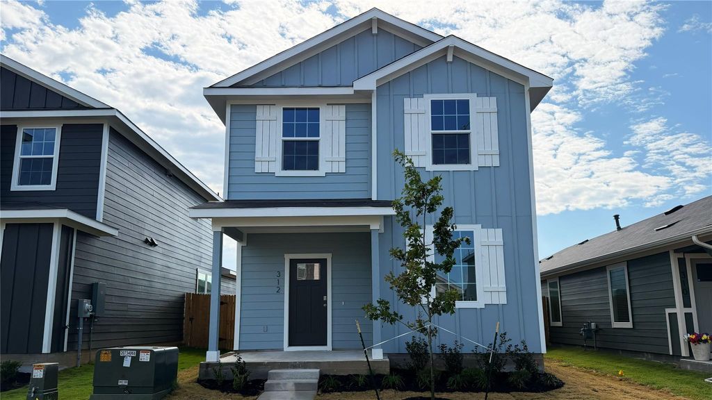 312 Santo Domingo RD, Bastrop, TX 78602