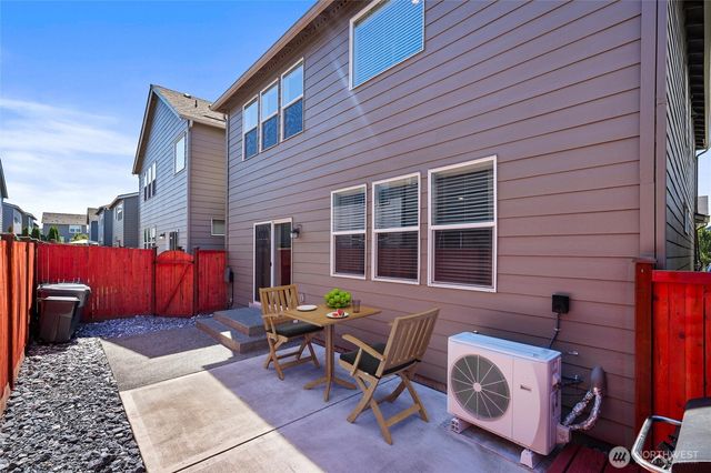 18625 110th Avenue E, Puyallup, WA 98374