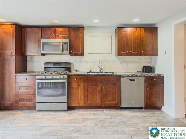 315 Brodhead Street, Easton, PA 18042