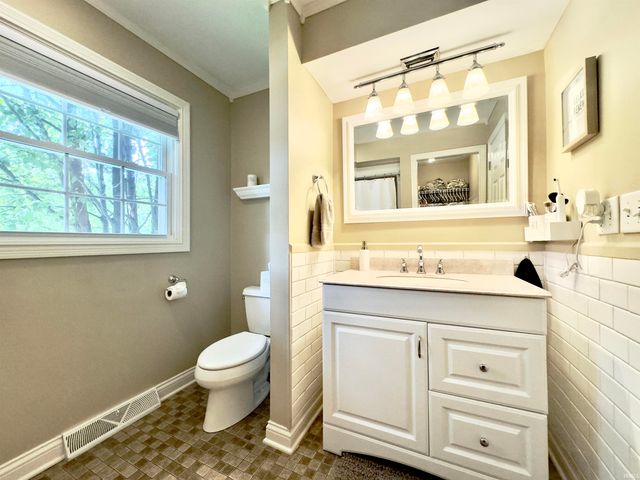 1602 N Brandywine Court, Monticello, IN 47960