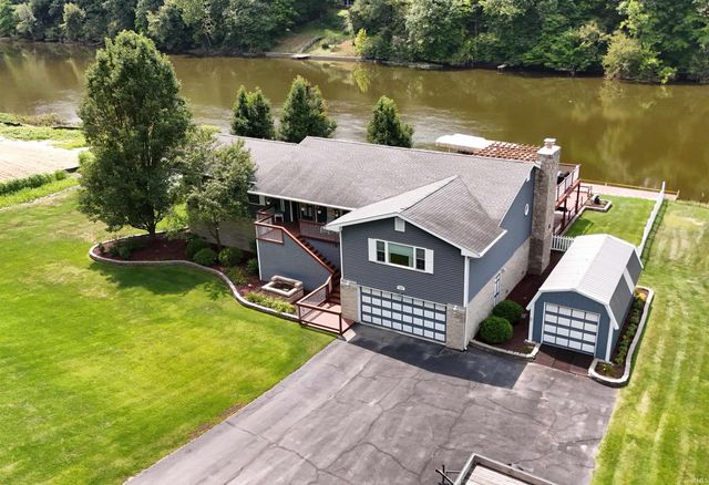 1602 N Brandywine Court, Monticello, IN 47960