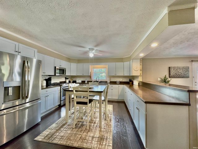 1602 N Brandywine Court, Monticello, IN 47960