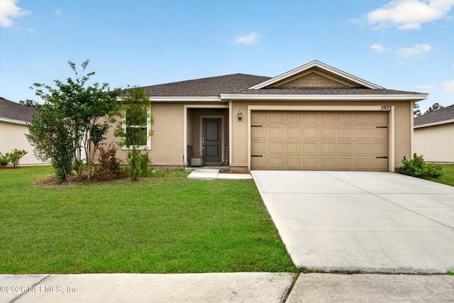 5923 CROSBY LAKE Way E, Macclenny, FL 32063