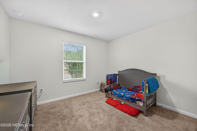 5923 CROSBY LAKE Way E, Macclenny, FL 32063