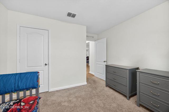 5923 CROSBY LAKE Way E, Macclenny, FL 32063